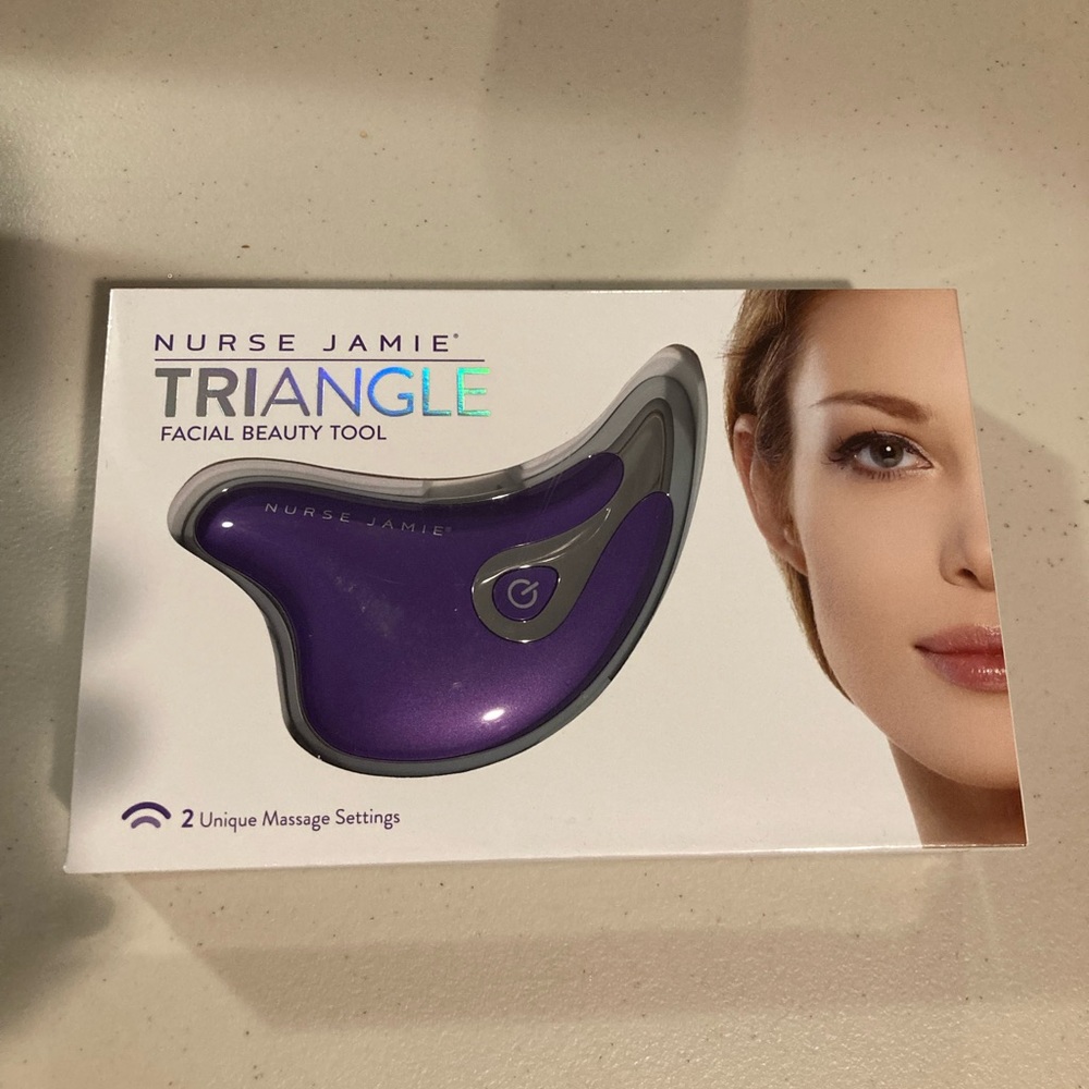 Nurse Jamie Triangle Facial Beauty Tool